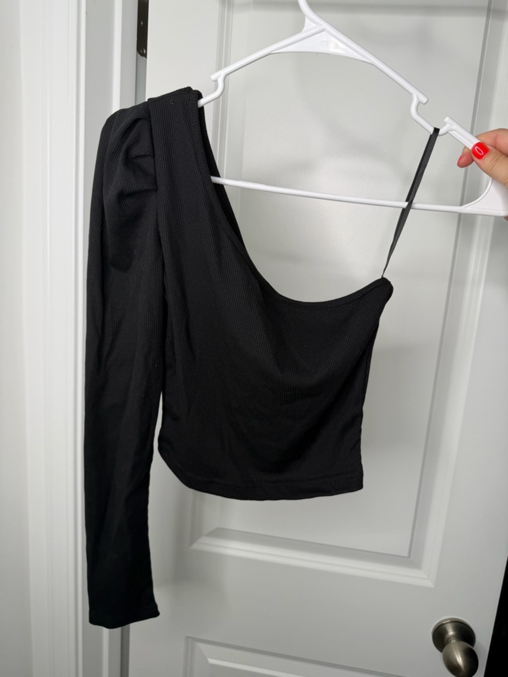 SHEIN Black One-Shoulder Asymmetric Crop Top